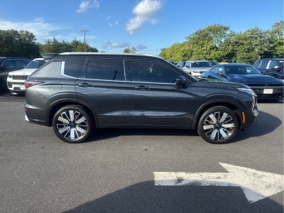 2025 Mitsubishi Outlander SEL