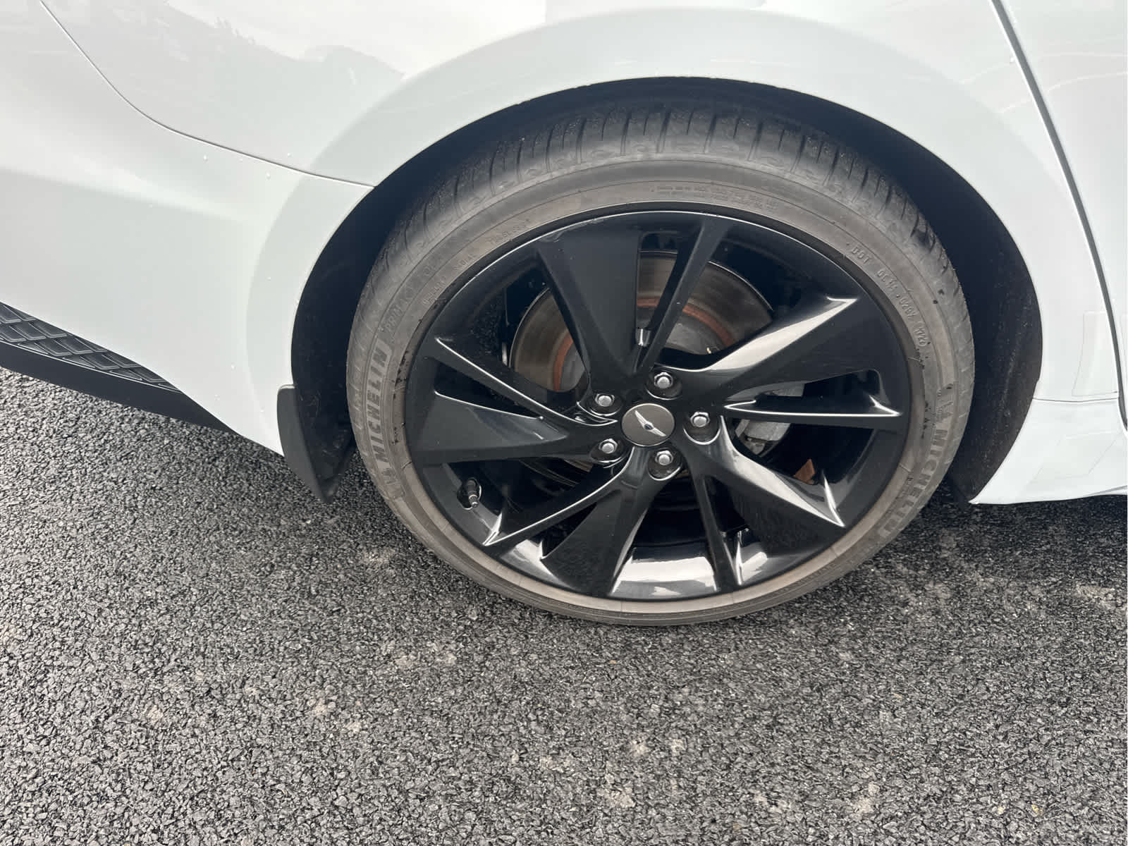 2023 Genesis G70 2.0T