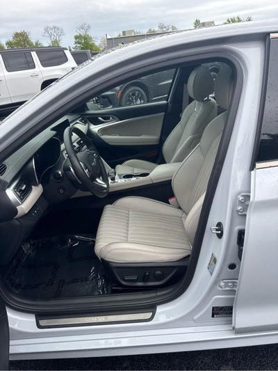 2023 Genesis G70 2.0T