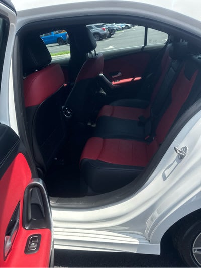 2020 Mercedes-Benz A 220 A 220