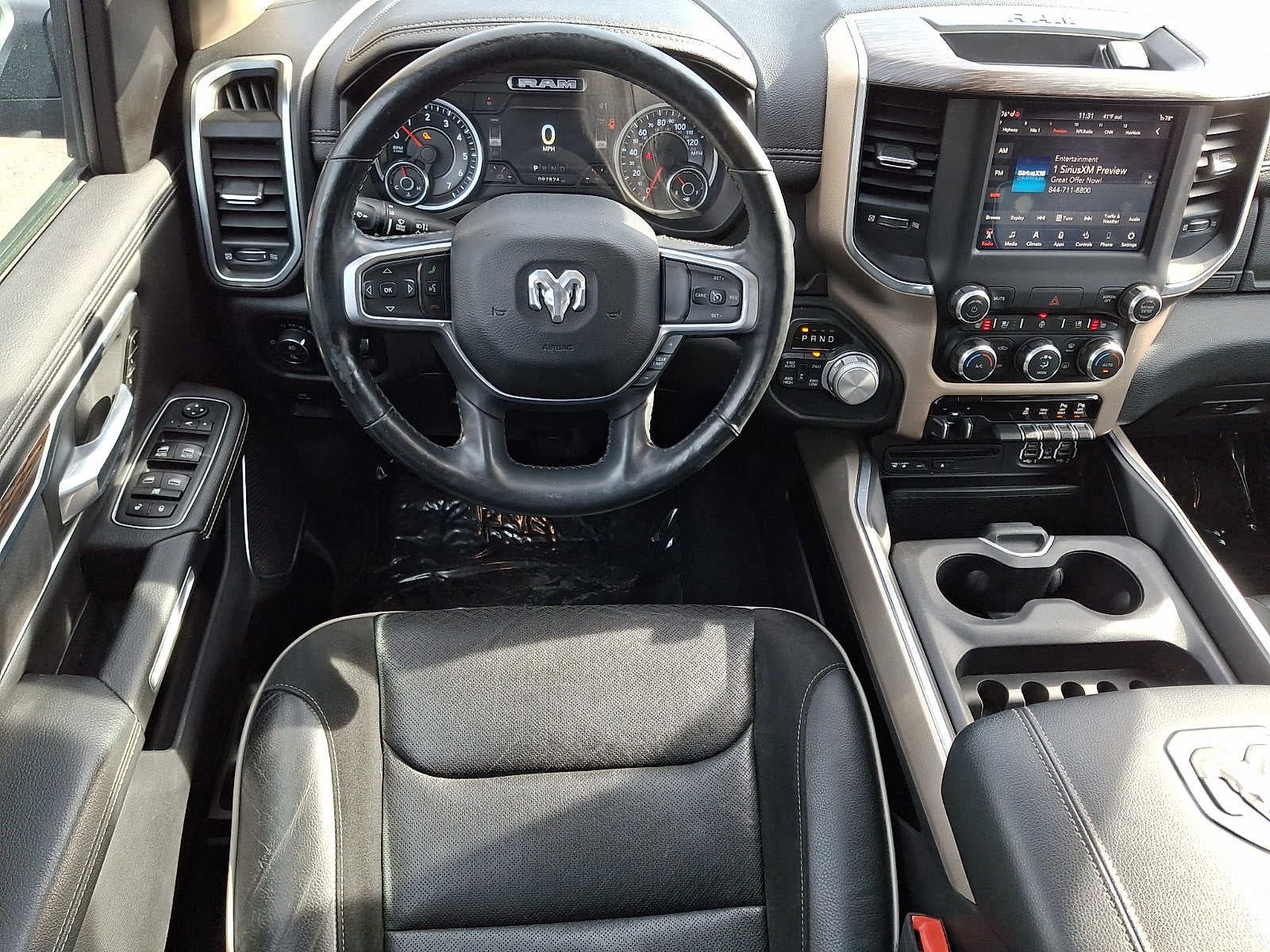 2019 RAM 1500 Laramie Crew Cab 4x4 5'7" Box