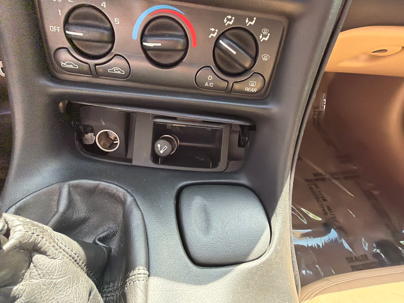 2000 Chevrolet Corvette Base