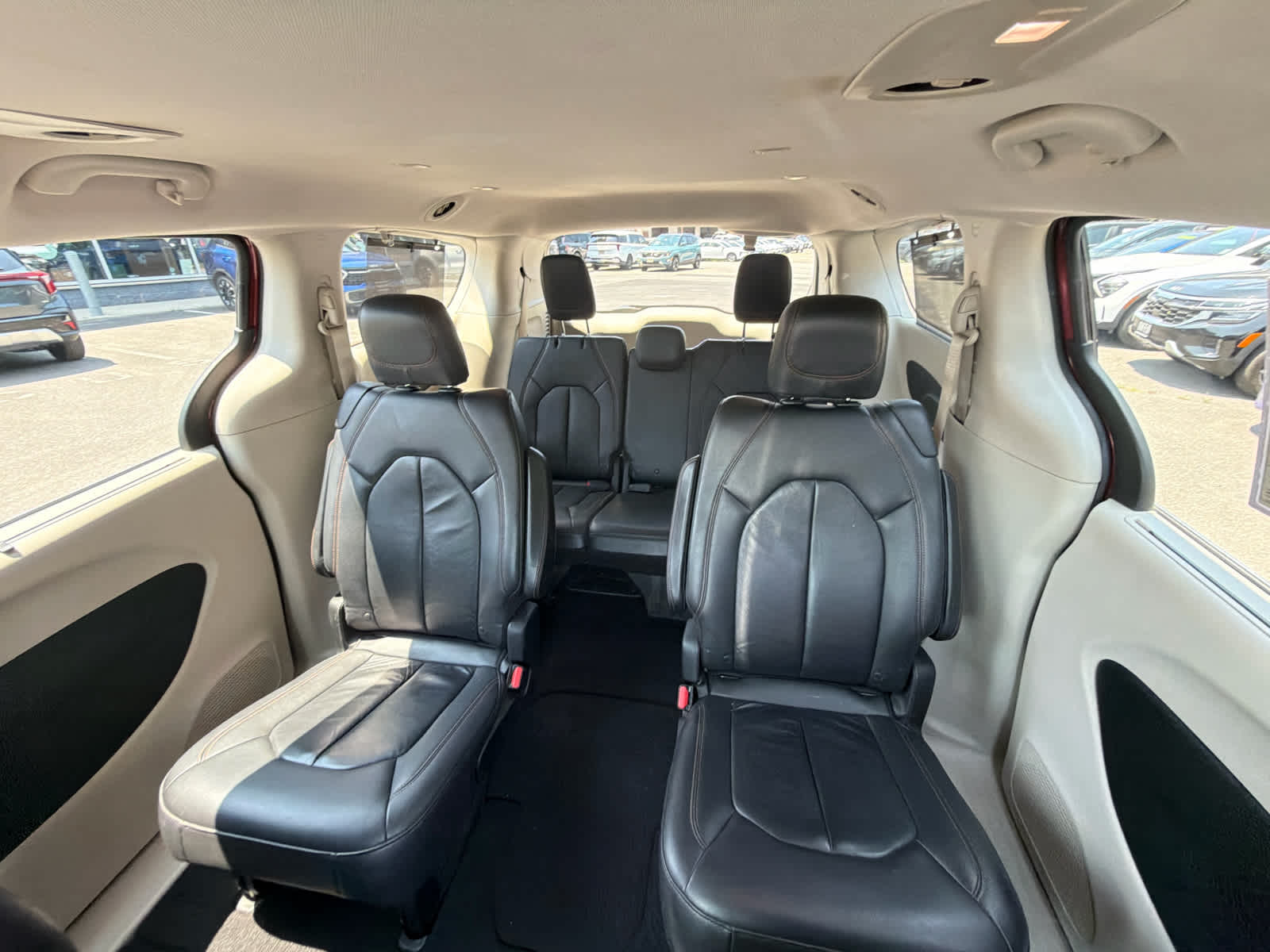2017 Chrysler Pacifica Touring-L