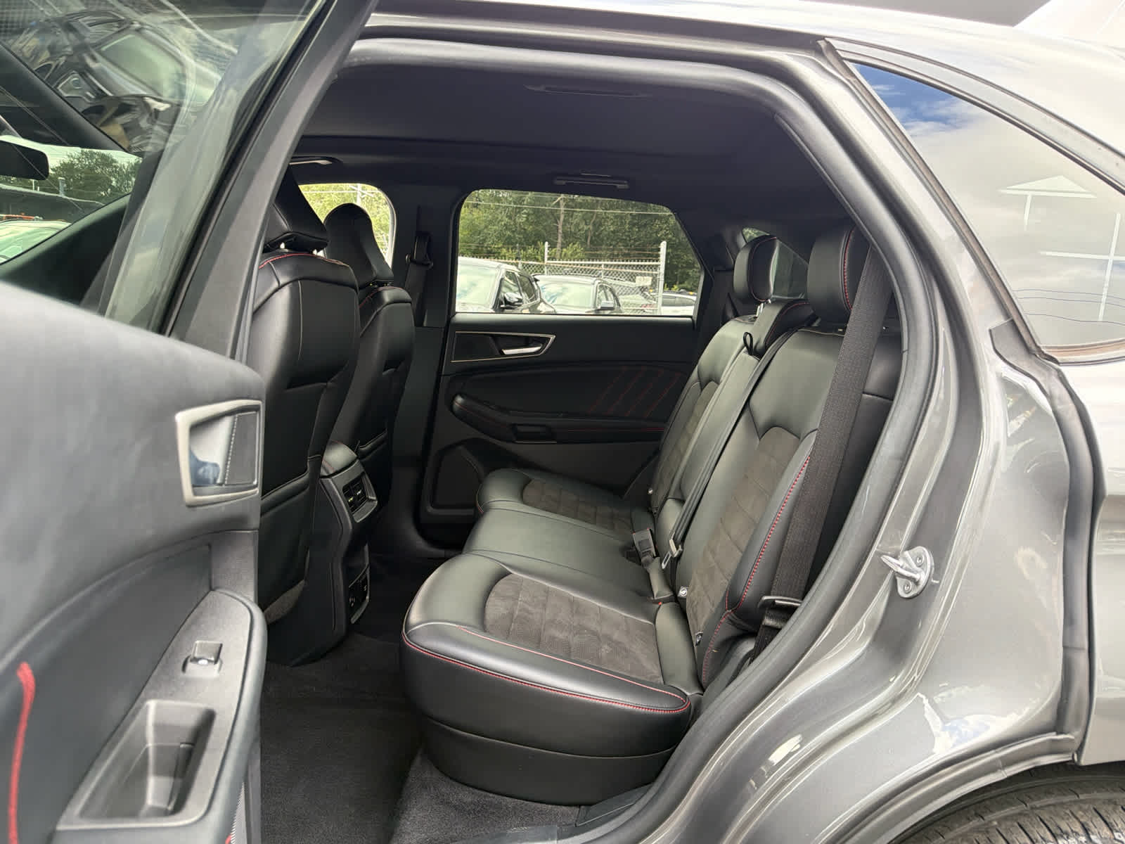 2022 Ford Edge ST-Line