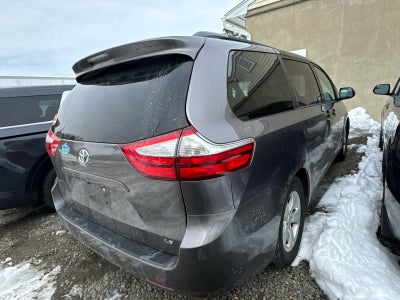 2015 Toyota Sienna LE