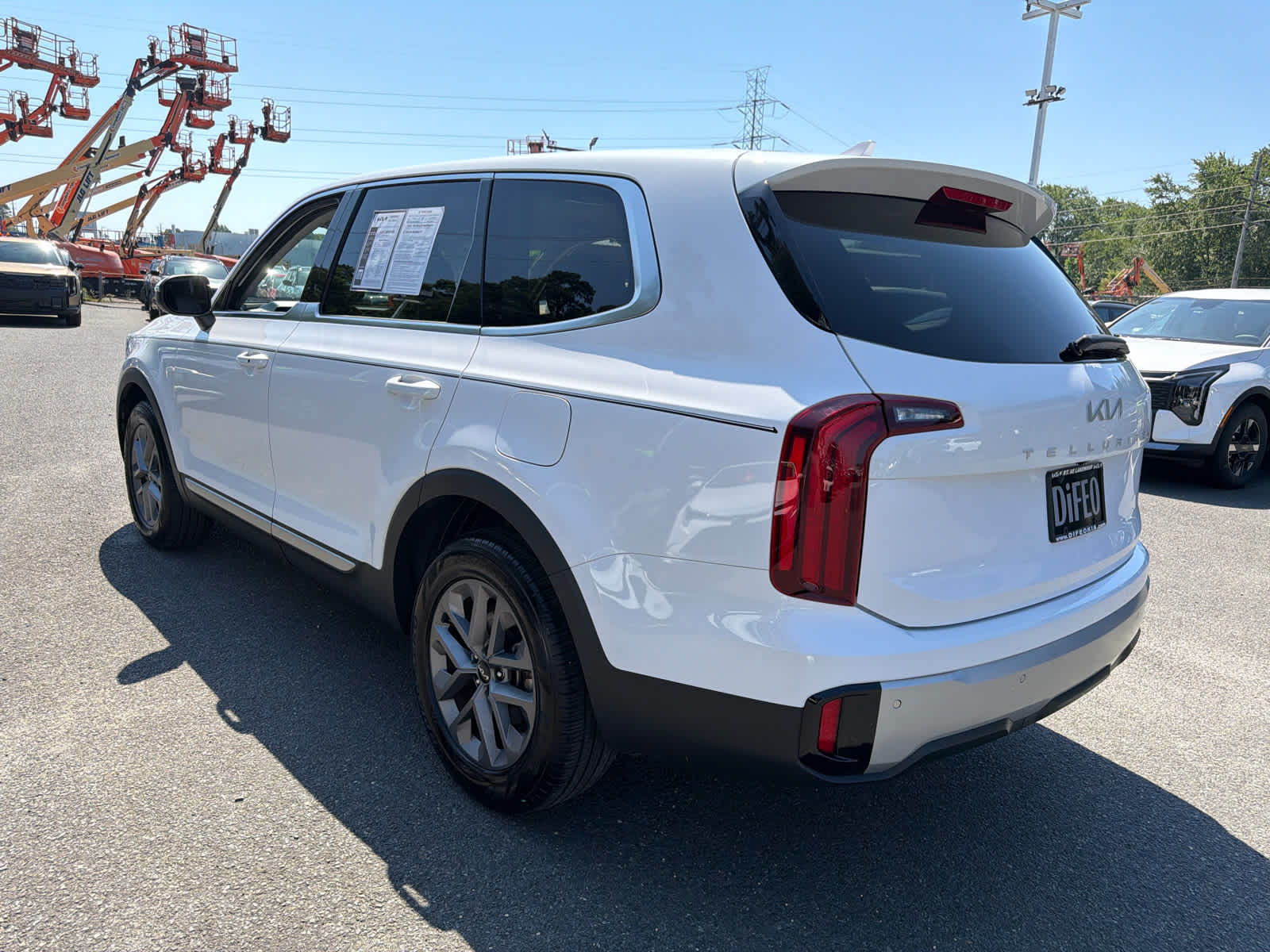 2024 Kia Telluride LX