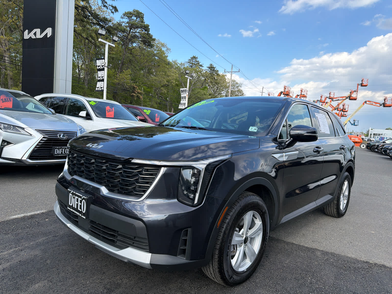 2025 Kia Sorento LX