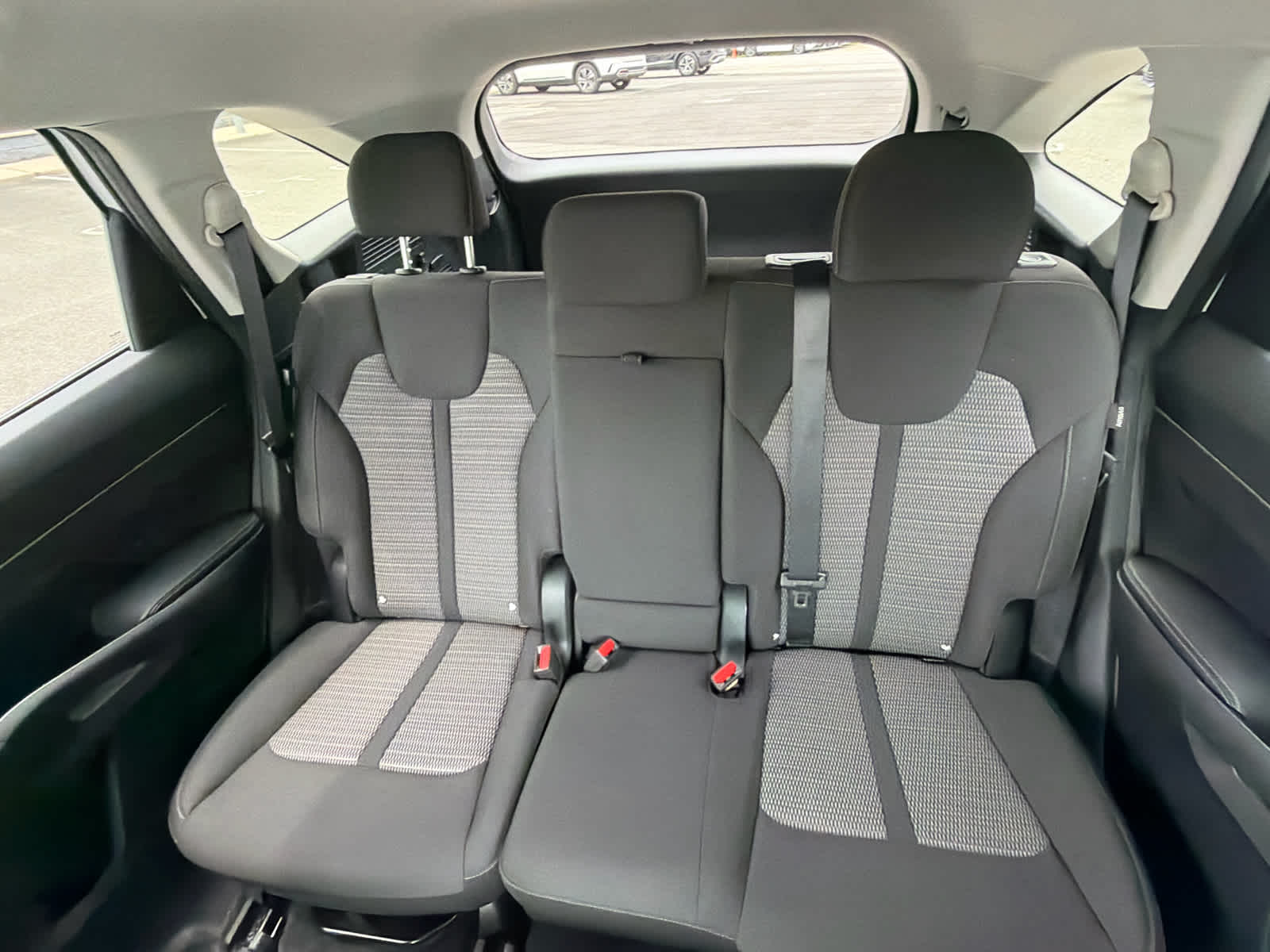 2025 Kia Sorento LX