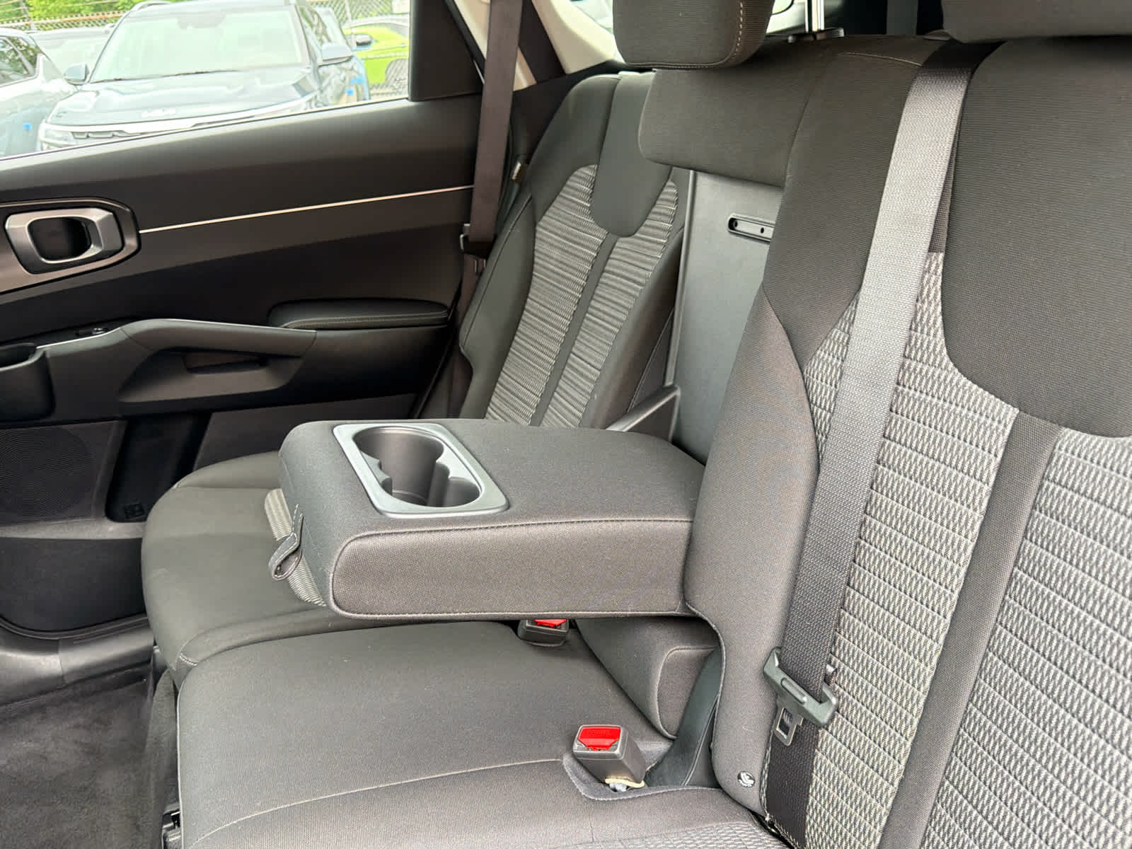 2025 Kia Sorento LX