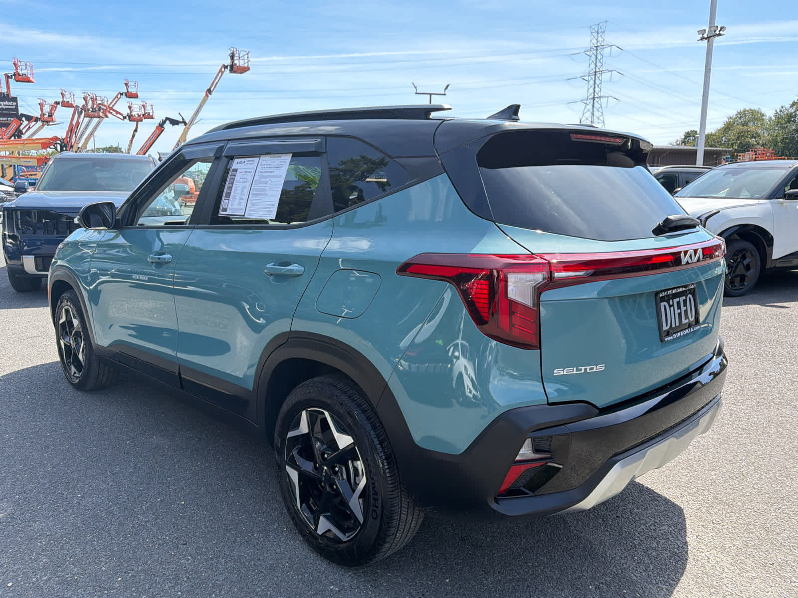 2025 Kia Seltos S