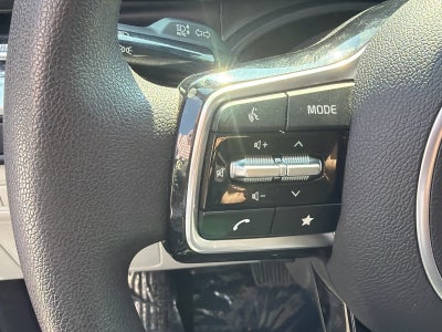 2024 Kia Carnival MPV LX