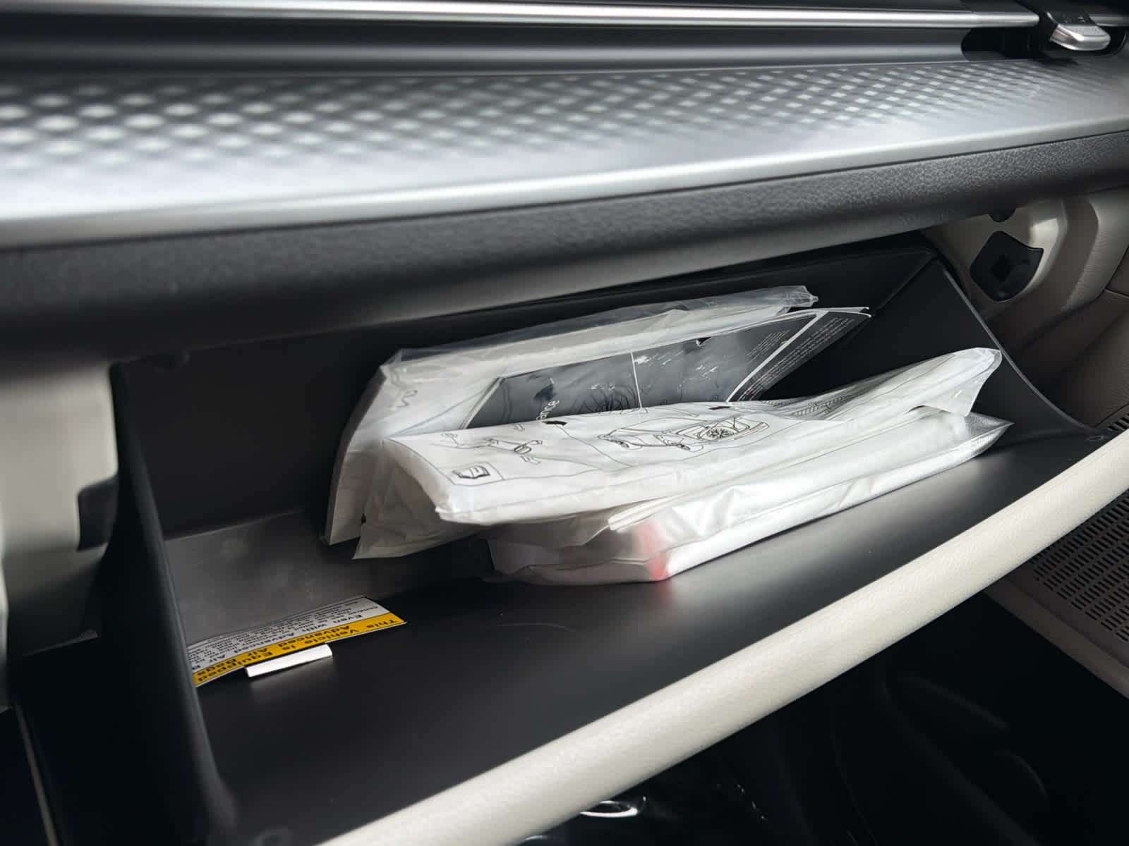 2024 Kia Carnival MPV LX Seat Package