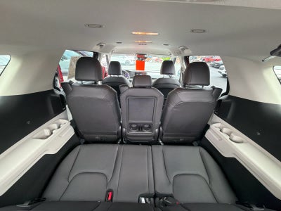 2024 Kia Carnival MPV LX Seat Package