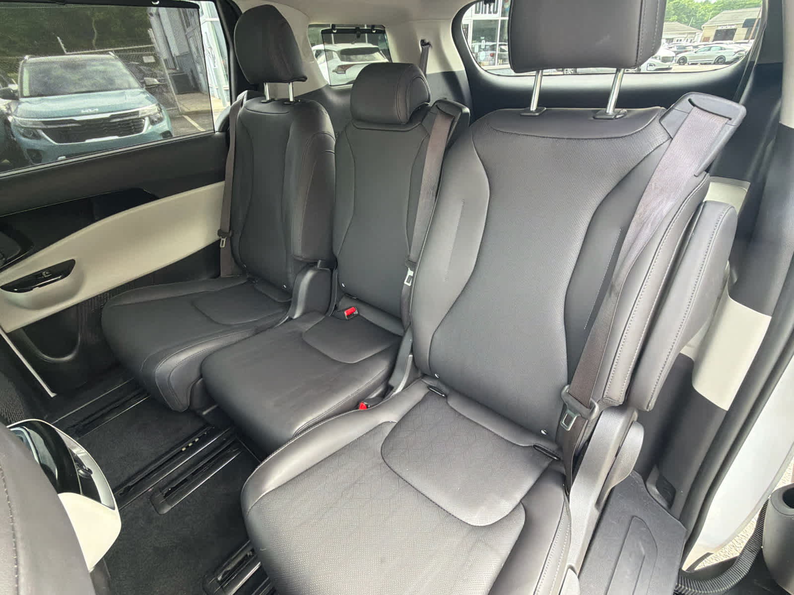 2023 Kia Carnival MPV EX