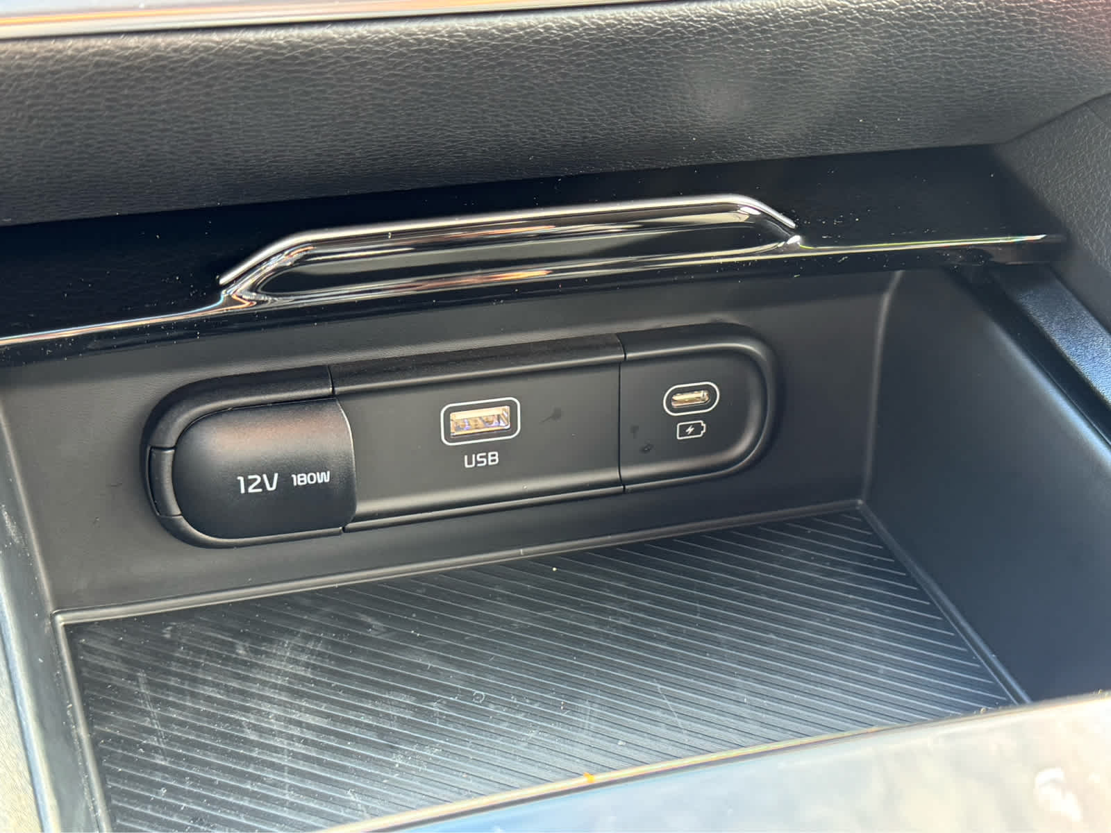 2025 Kia Sportage Hybrid LX