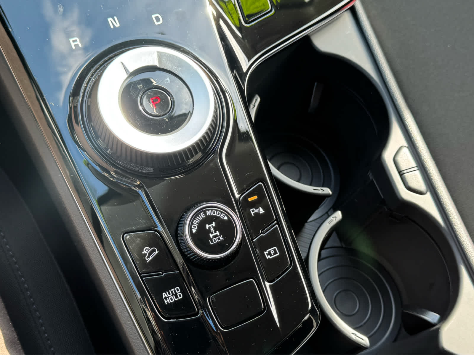 2025 Kia Sportage Hybrid LX