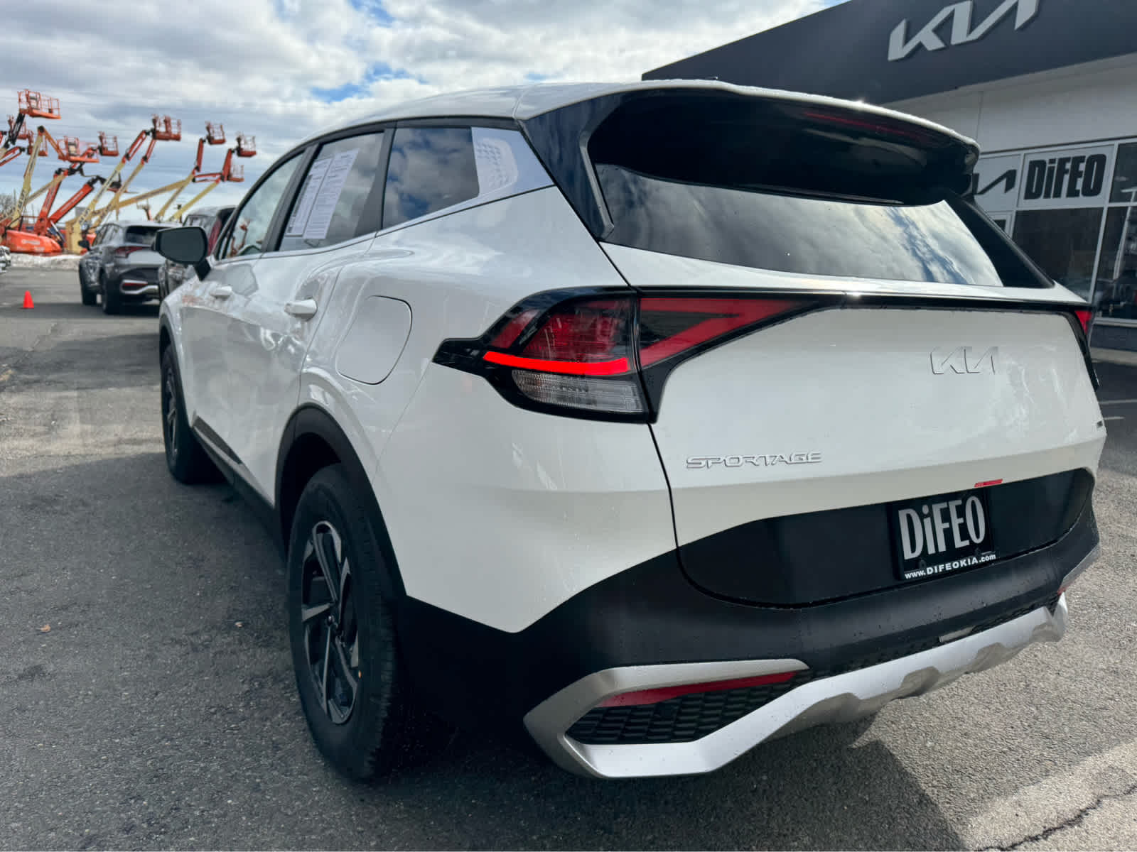 2025 Kia Sportage Hybrid LX