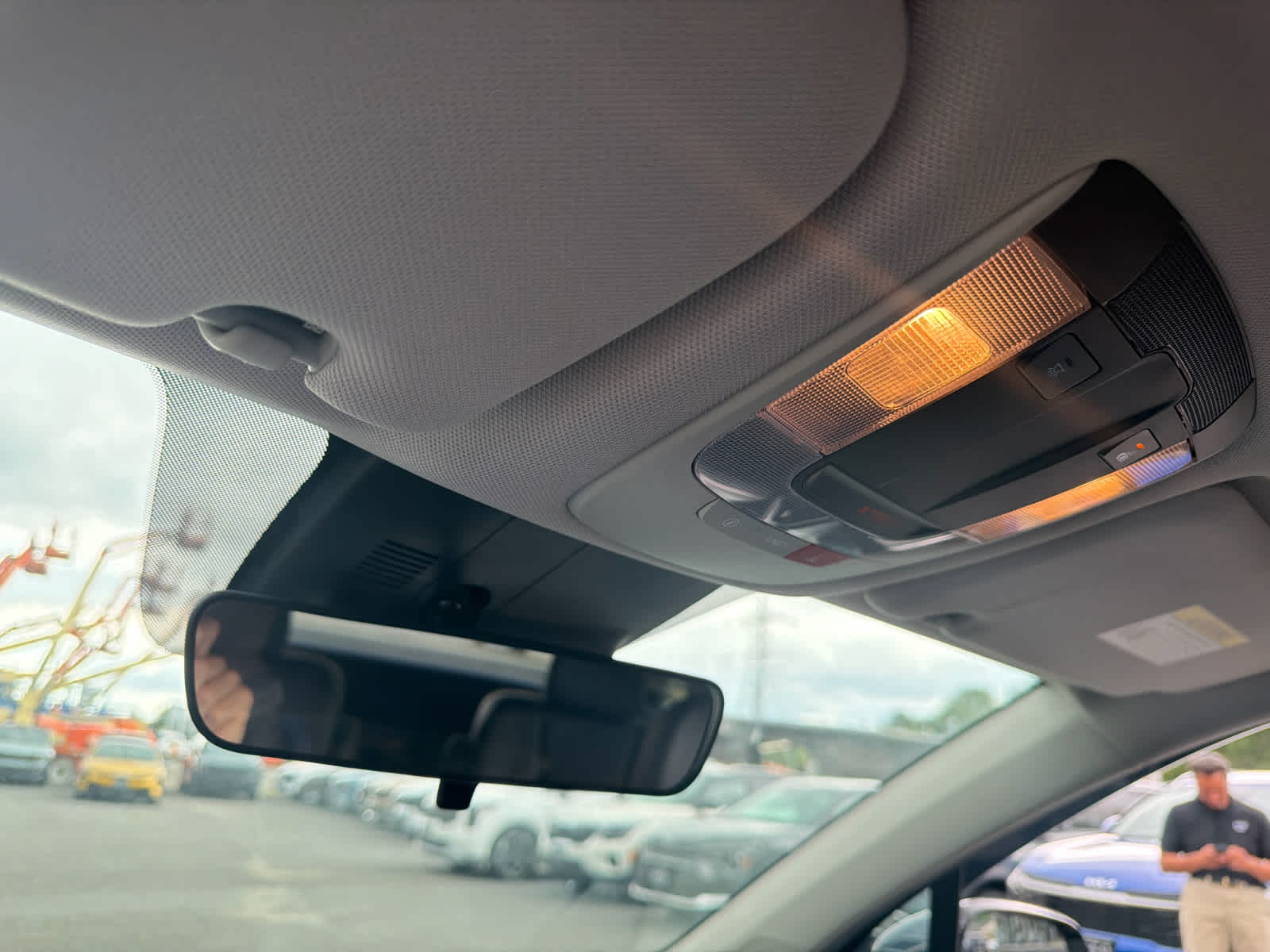 2022 Kia Sorento Hybrid S